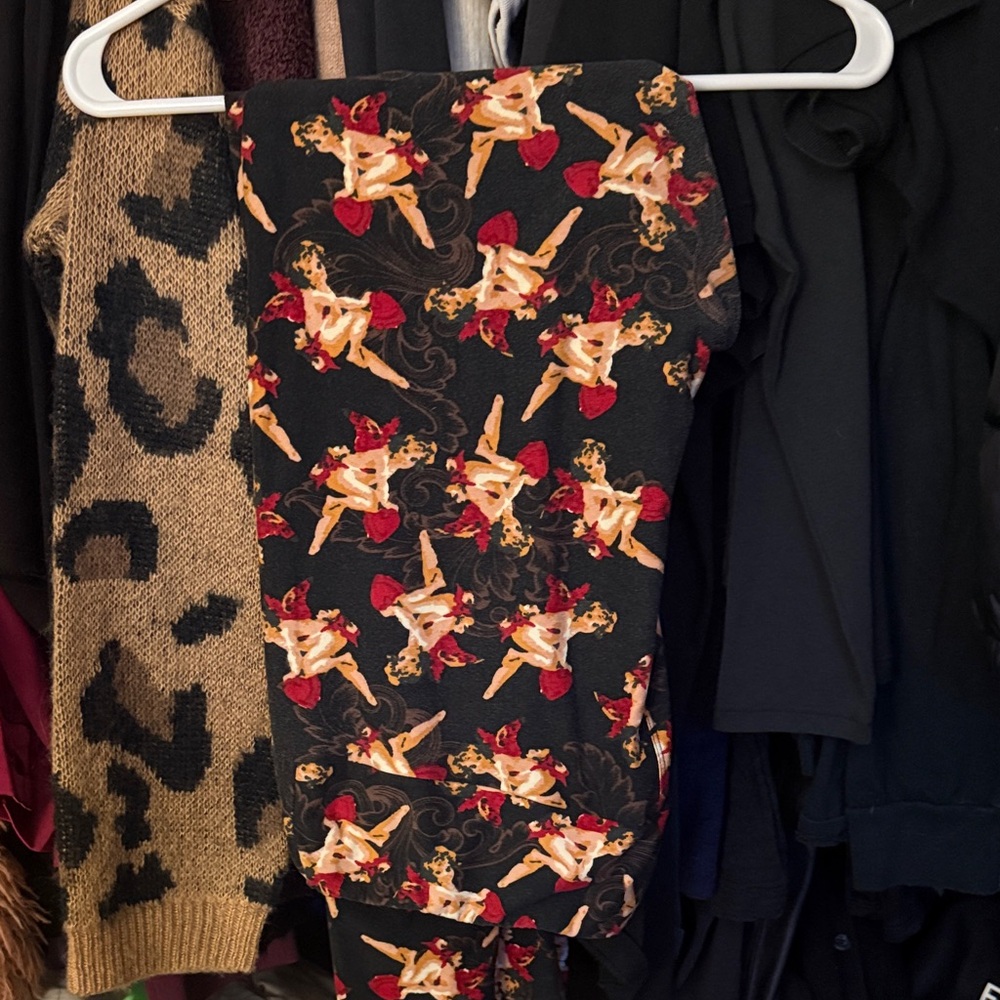 Lularoe Cherub leggings Size TC Tall and Curvy